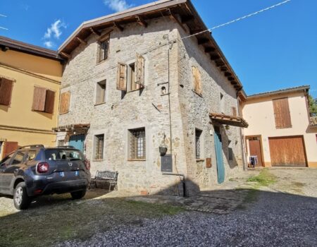 Porzione di Casa Castelvetro di Modena Solignano