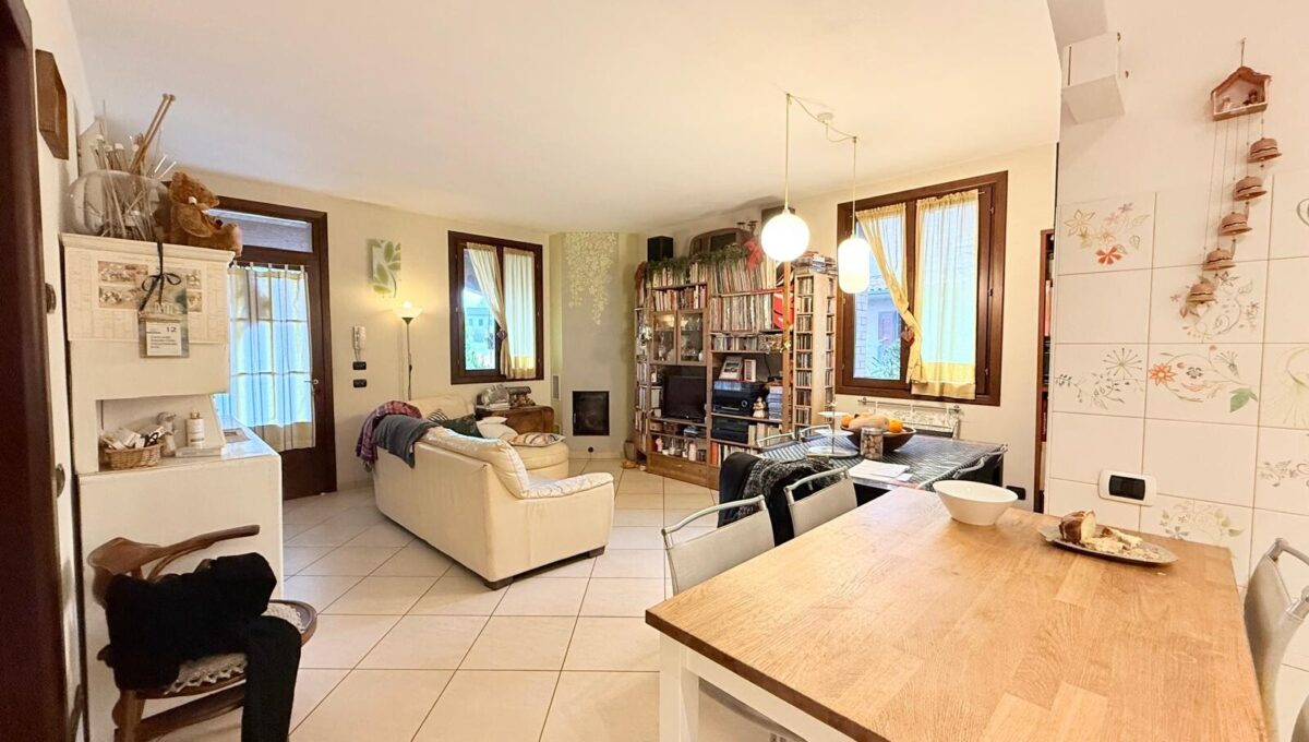 Villetta a Schiera Fiorano Modenese Spezzano