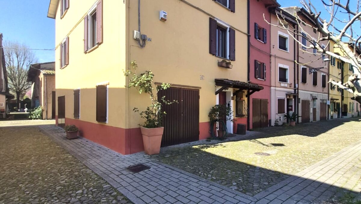 Porzione di Casa Modena Modena