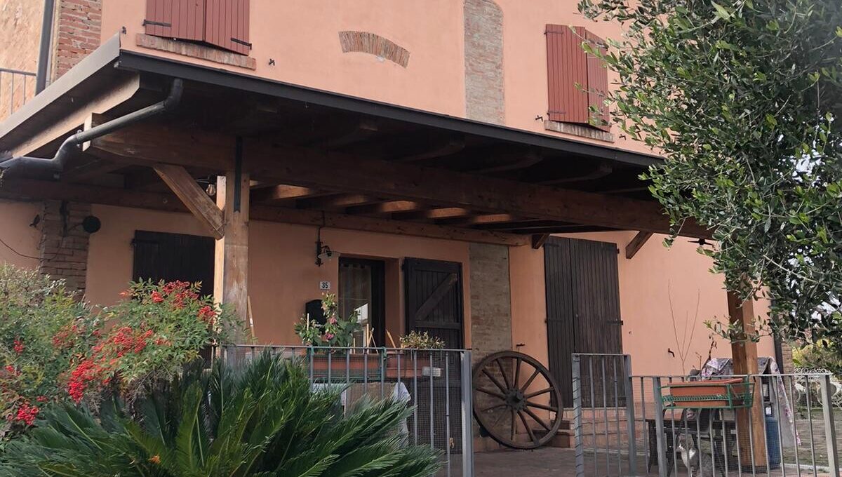 Porzione di Casa Maranello Maranello