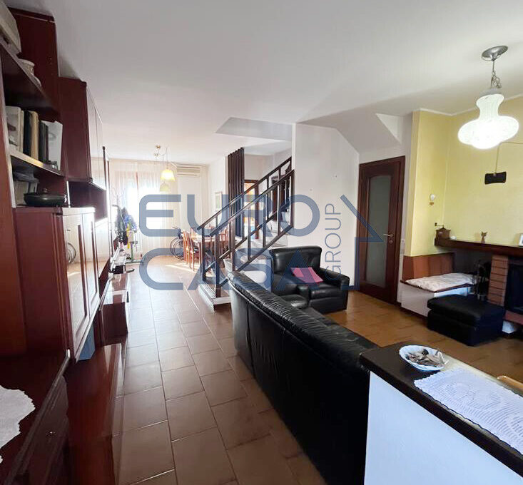 Villetta a Schiera Formigine